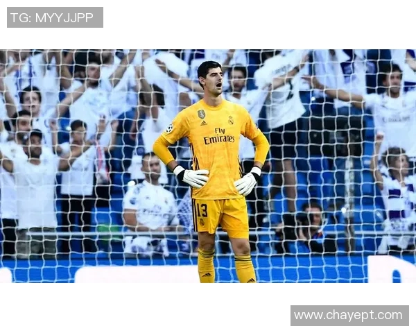 库尔图瓦：守护球门的传奇门将与足球世界的辉煌故事